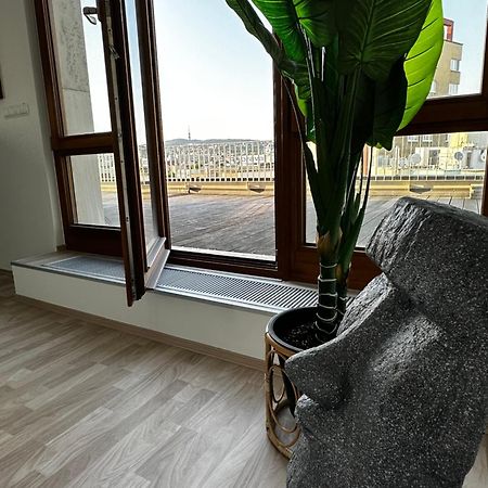 Luxury Penthouse At The Historical Centre With Free Parking Bratislava Exterior foto