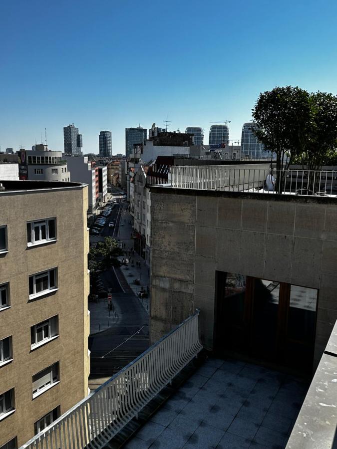Luxury Penthouse At The Historical Centre With Free Parking Bratislava Exterior foto
