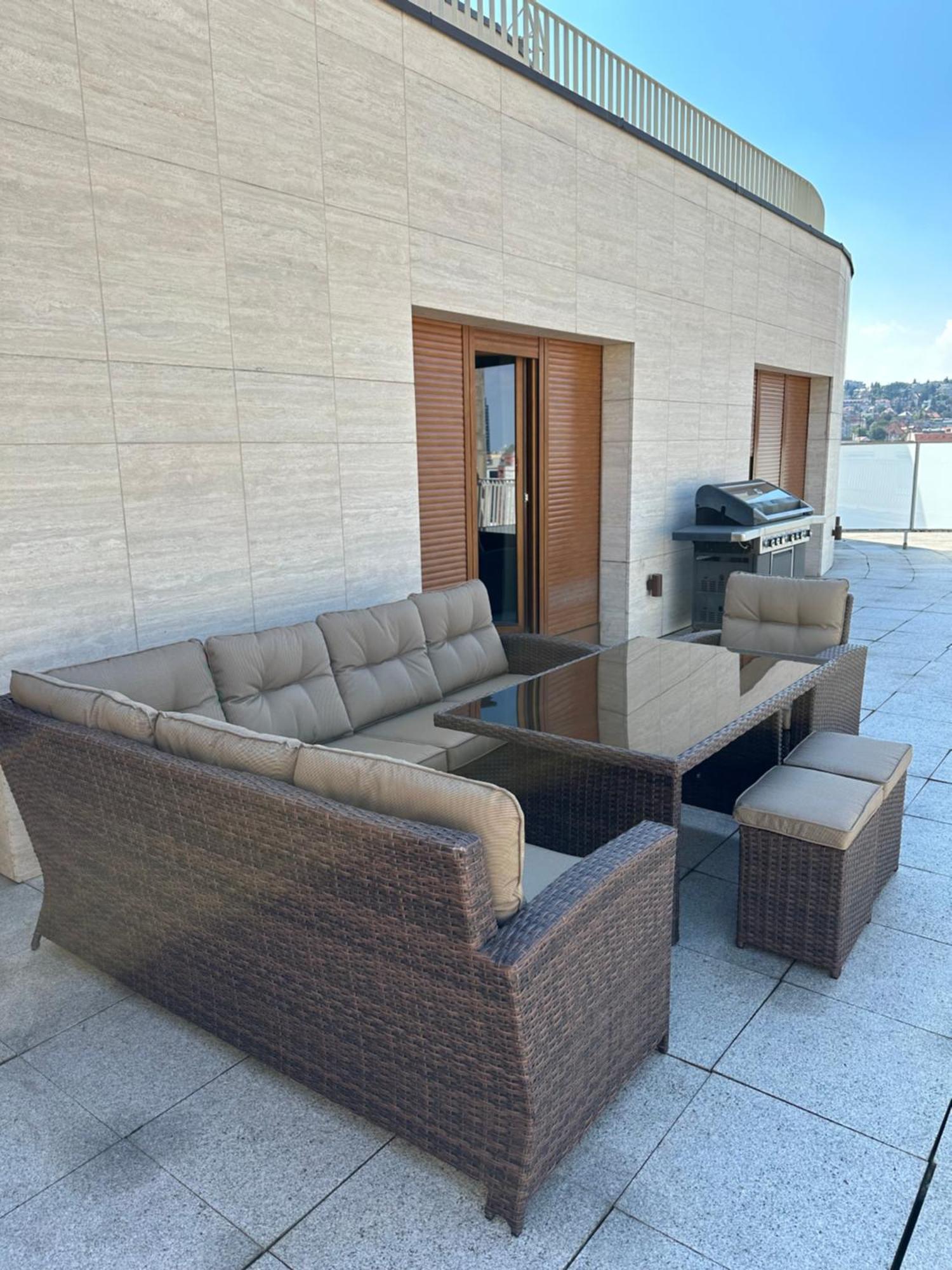 Luxury Penthouse At The Historical Centre With Free Parking Bratislava Exterior foto